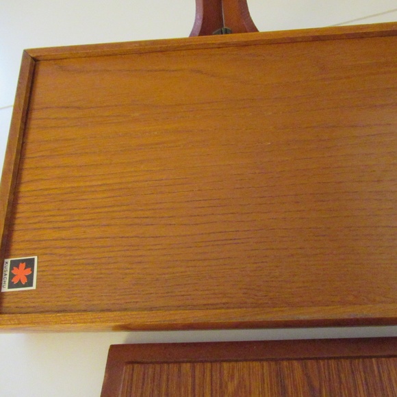 Hand Carved Wood Keepsake, Jewelry box with lid - Picture 9 of 10